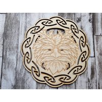 "Grüner Mann Wandschild Mit Gravur "Handmade"." "Grüner Mann Wandschild Mit Gravur "Handmade"." von LaserXdesigns