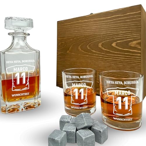 Whisky Set mit Gravur Trikot personalisiert mit Name und Wunschtext Karaffe 700 ml und Gläser Fußball Sport Handball graviert Geschenkset (Karaffe + 4 Gläser) von Lasernauten