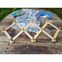Vintage Wandgarderobe, Holzgarderobe, Handgemachte Akkordeon Holz Peg Rack, Rustikaler Aufhänger von LastVintageStorage