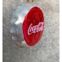 Vintage 1996 Coca-Cola Kurt Adler Polonaise Ornament Collection Großer Flaschenverschluss in Box von LastWordThreads