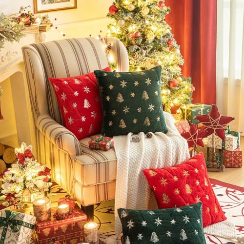 Stilvoller Weihnachtsbaum-Plüsch-Überwurf, um Ihre festliche Atmosphäre zu verbessern (Rot Silber) von Lastdaytime