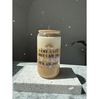 statement Glas I Cry A Lot But I'm So Productive It's An Art | Fan-Geschenk Iced Coffee Selfcare Quote Pop Culture Cup von Lastrantia