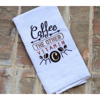 Kaffee Die Anderen Vitamin C Bestickten Mehlsack Geschirrtücher, Küche, Hochzeitsgeschenk, Einweihungsgeschenk, Kaffeebohnenkollektion von LaundryRoomSanctuary