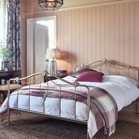 LAURA ASHLEY Vliestapete "Chalford Holzplanken", Holz, 10mx52cm (ca. 5m2) von Laura Ashley