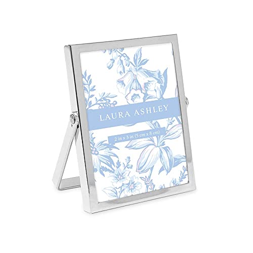Laura Ashley 2x3 Silver Flat Metal Picture Frame (Vertical) with Pull-Out Easel Stand, Made for Tabletop, Counterspace, Shelf and Desk (2x3, Silver) von Laura Ashley