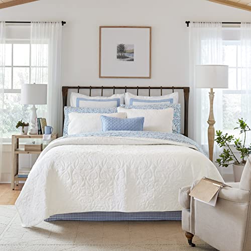 Laura Ashley Felicity Collection Steppdecken-Set, ultraweich, für alle Jahreszeiten, wendbar, stilvolle Decke mit passenden Kissenbezügen, Queen-Size-Bett, Weiß Laura Ashley Felicity Collection Steppdecken-Set, ultraweich, für alle Jahreszeiten, wendbar, stilvolle Decke mit passenden Kissenbezügen, Queen-Size-Bett, Weiß von Laura Ashley