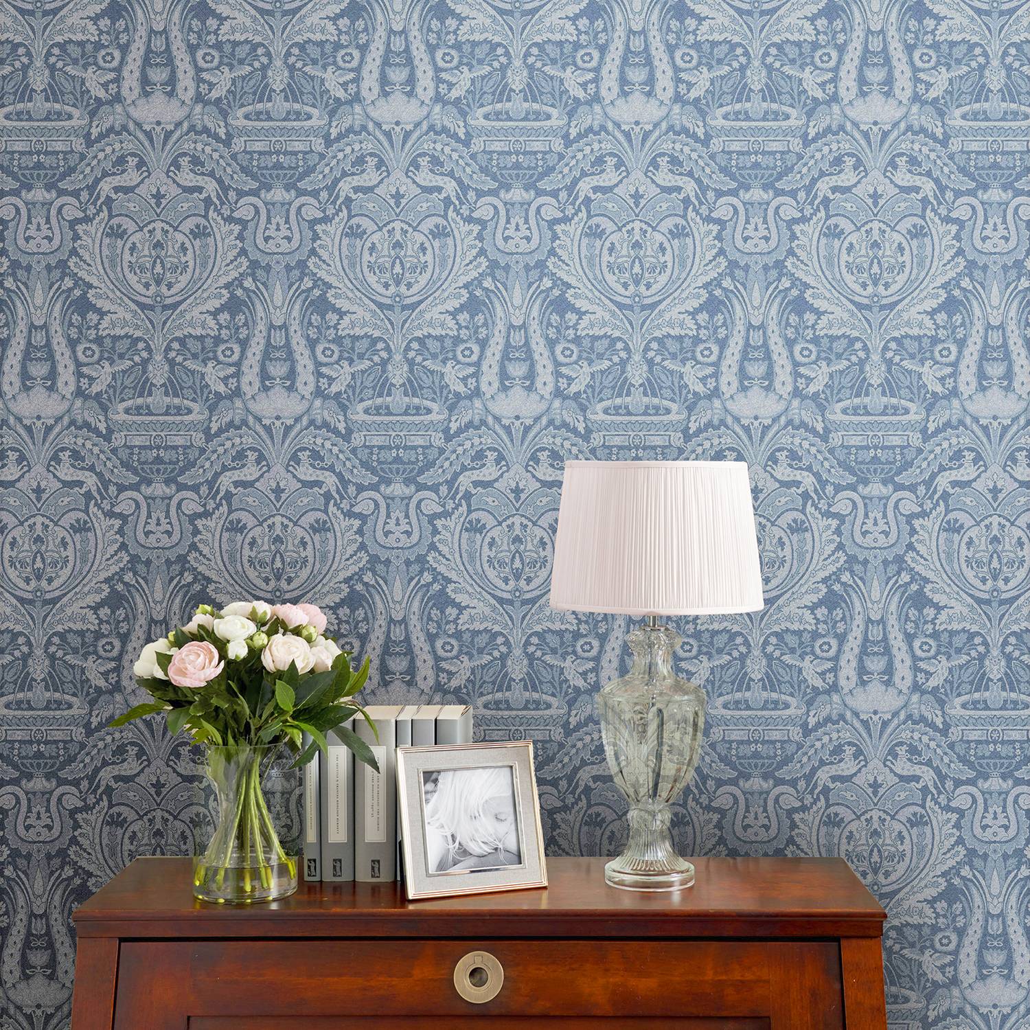 Vliestapete Heraldic Damask von Laura Ashley