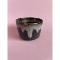 Edler Keramikbecher Handgefertigt Getöpfert, Schwarzer Ton, Spülmaschinenfest, Unikat, Kaffee, Cappuccino, Tee, Stilvoll, Geschenkidee von LauraCeramicsShop
