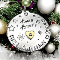 Weihnachtsgeschenk Zur Schwangerschaft, Erster Baumschmuck Baby, Erste Weihnachtsdekoration, Neues Baby von LauraWalkerJewellery