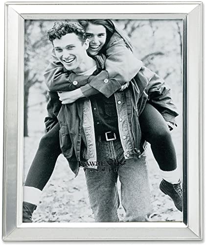 Lawrence 750145 Metall-Bilderrahmen, gebürstet, versilbert, 10,2 x 12,7 cm, glänzende Innenkante Lawrence 750145 Metall-Bilderrahmen, gebürstet, versilbert, 10,2 x 12,7 cm, glänzende Innenkante von Lawrence