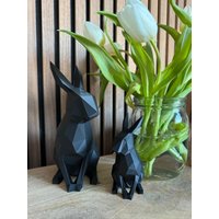 Deko Osterhase 20 cm - Low Poly Osterdeko Dekoartikel Ostergeschenk Figur Moderne Osterfigur Layerprint Deko Osterhase 20 cm - Low Poly Osterdeko Dekoartikel Ostergeschenk Figur Moderne Osterfigur Layerprint von LayerPrint3D