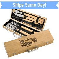 "5-Teiliges Bambus-Grillset "Grillvater" -Design, Individueller Grillrost-Werkzeugset Im Paten-stil, Grillgeschenk Zum Vatertag." von LazerDesigns