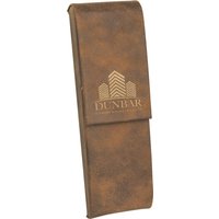 Personalisierte Doppel-Leder-Etui Für Stifte - Geschenk Zum Ruhestand Trauzeuge Vatertag von LazerDesigns