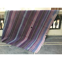 Erstaunliche Vintage Kantha Quilts Bio-Baumwolle Quilt Reversible Ralli Neue Ankunft Handgefertigte Decke Aus Recycelter Baumwolle von LazuWork