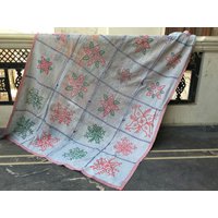 Sari Patchwork Kantha Quilt Vintage Baumwolle Decke Handbestickter Reversible Überwurf Indisch Boho Tagesdecke von LazuWork