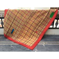 Sari Patchwork Kantha Quilt Vintage Baumwolle Decke Handbestickter Reversible Überwurf Indisch Boho Tagesdecke von LazuWork