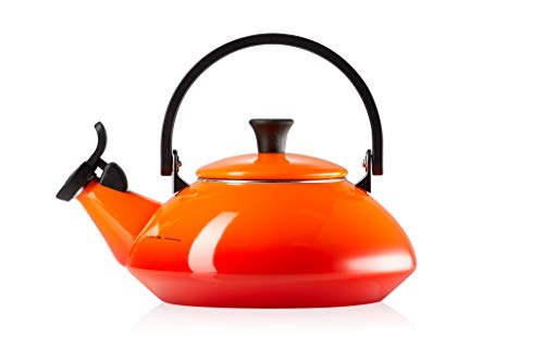 Le Creuset Zen Wasserkessel, Füllmenge: 1,6 l, Emaillierter Stahl, Ofenrot, 92009600090000 von LE CREUSET