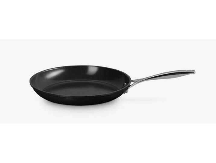 Le Creuset Essential Keramik-Antihaft Pfanne flach 20 cm Le Creuset Essential Keramik-Antihaft Pfanne flach 20 cm von Le-Creuset