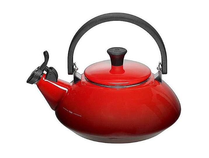 Le Creuset WASSERKESSEL ZEN KIRSCHROT von Le-Creuset
