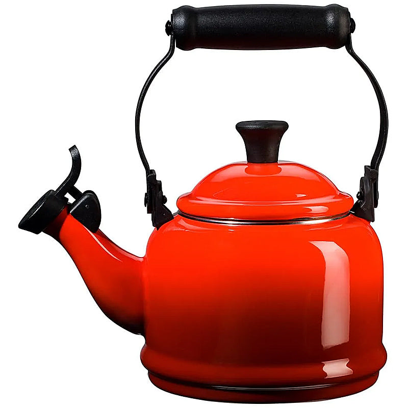 Le Creuset Wasserkessel Demi 1,1 Liter Kirschrot von Le Creuset