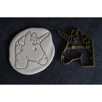 Einhorn-Ausstechform. Ausstechform Mit Einhorn-Emoji. Einhorn-Keksform. Einhorn Einhorn-Ausstechform. Ausstechform Mit Einhorn-Emoji. Einhorn-Keksform. Einhorn von LeCuisinier