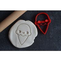 Kawaii Eistüte Ausstechform. Keksform Kawaii Eistüte Ausstechform. Keksform von LeCuisinier