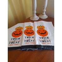 Drei Sehr Kleine Dünne Halloween Geschirrtücher, Fackeln, Servietten, Tablett/Korbtücher - 64 X 31 cm, Süßigkeit von LeLapinDansLaCuisine