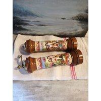 Hübsches Paar Keramik Und Holz-Pfeffermühle Salzstreuer, 24 cm - Funktionsfähig Made in Italy, Handbemalt, Dekor Renaissance von LeLapinDansLaCuisine