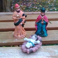 Krippe Szene Figuren - Französisch Vintage Bemalt Keks Porzellan Jesus Und Zwei Harz Könige Gruppe von LeLapinDansLaCuisine