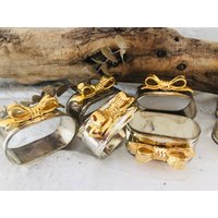 Holland 4 Tlg Set Alte Serviettenringeversilbert Skandi Hygge Shabby Holland 4 Tlg Set Alte Serviettenringeversilbert Skandi Hygge Shabby von LePetitVillageDE