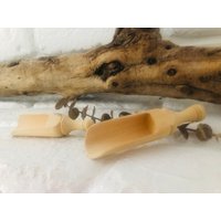 Shabby2 Tlg Set Kleine Alte Schüttlöffel Franske Weichholz Shabby2 Tlg Set Kleine Alte Schüttlöffel Franske Weichholz von LePetitVillageDE