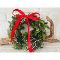 Shabbyallerliebster Türkranz Weihnachten Winter Kranz Tanne Skandi Shabbyallerliebster Türkranz Weihnachten Winter Kranz Tanne Skandi von LePetitVillageDE