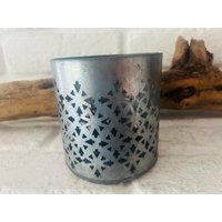 Shabbyteelichthalter Kleines Windlichtzinkskandi Hygge Shabbyteelichthalter Kleines Windlichtzinkskandi Hygge von LePetitVillageDE