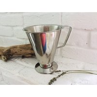 Vintageuralter Messbecher Barzubehör Cocktail Blech Metall Jdl Vintageuralter Messbecher Barzubehör Cocktail Blech Metall Jdl von LePetitVillageDE