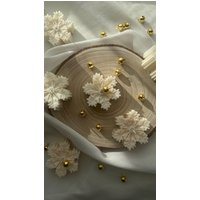 Schneeflocke | Kerze Snowflake Winter Candle Handmade Decor Nachhaltig Sojawachs Soy Wax Selfmade Gift Modern Schneeflocke | Kerze Snowflake Winter Candle Handmade Decor Nachhaltig Sojawachs Soy Wax Selfmade Gift Modern von LeVaLights