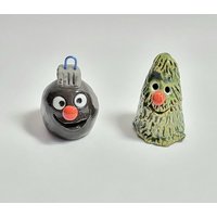 Weihnachtskugel Mit Weihnachtsbaum Aus Keramik, Weihnachtsdekoration/Handarbeit Unikat Weihnachtskugel Mit Weihnachtsbaum Aus Keramik, Weihnachtsdekoration/Handarbeit Unikat von LeWalterKeramik