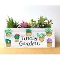 Personalisierter Sukkulenten Pflanzer Handbemalte Kaktus Gartenbox Personalisierter Sukkulenten Pflanzer Handbemalte Kaktus Gartenbox von LeaJoelleHandmade