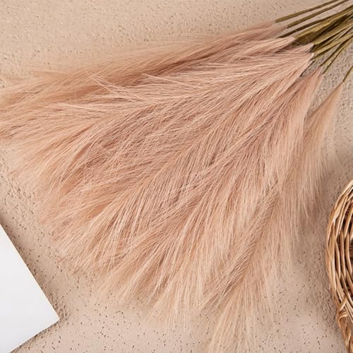 Mini Pampas Schilf Gras Kunstblumen entworfen für Hochzeit und Party Dekoration, realistische florale Akzente für Zuhause und Event Gebrauch (Light Coffee) von Lecreatekit
