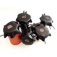 Trinkhorn Abdeckung Deckel Leder Schwarz Kelten Greiftier Knoten Wikinger Wolf Celtic Heart Thors Hammer Insektenschutz Handgefertigt Unikat Trinkhorn Abdeckung Deckel Leder Schwarz Kelten Greiftier Knoten Wikinger Wolf Celtic Heart Thors Hammer Insektenschutz Handgefertigt Unikat von Lederkotten