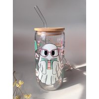 Doppelseitiges Motiv | Trinkglas Mit Deckel Und Strohhalm Klar, Milchglas 16Oz 500Ml Lesen Geist Glasbecher, Geschenk Halloween Doppelseitiges Motiv | Trinkglas Mit Deckel Und Strohhalm Klar, Milchglas 16Oz 500Ml Lesen Geist Glasbecher, Geschenk Halloween von LeeraCrafts
