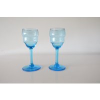 Zwei Art-Deco-Likör Glas Schöne Blaue Farbe 20Er Jahre .vintage. Leerdam Zwei Art-Deco-Likör Glas Schöne Blaue Farbe 20Er Jahre .vintage. Leerdam von LeerdamVintage