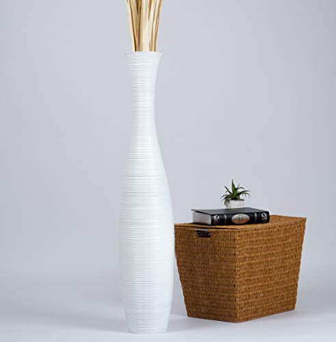 Leewadee Große Deko Bodenvase Für Dekozweige, Hohe Standvase Für Pampasgras, Design Holzvase, 110 cm, Weiß von Leewadee