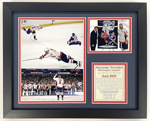 Legends Never Die, Inc. Alexander Ovechkin Career Goals Record #895 | Washington Capitals | Gerahmte, doppelt mattierte Fotocollage, 30,5 x 38,1 cm von Legends Never Die, Inc.