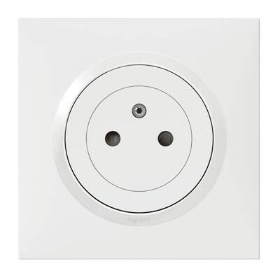 Legrand LEG300440 10 x 2P+T COMPL BLC Dooxie Steckdosen mit Erdung, Weiß, 10 Stück von Legrand