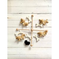 Gehäkelter Hund Nach Wunsch, Welpe Mit Knochen, Mobile, Niedliches Geschenk Für Baby - Und Hundeliebhaber von LehaCraft