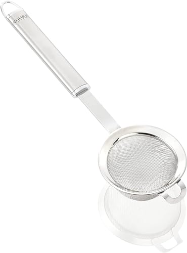 Leifheit Küchensieb Ø 7, 5 cm Sterling-Serie, feinmaschiges Nudelsieb aus hochwertigem Edelstahl, Sieb mit praktischer Aufhängeöse und ovalem Handgriff, Haushaltssieb, silber Leifheit Küchensieb Ø 7, 5 cm Sterling-Serie, feinmaschiges Nudelsieb aus hochwertigem Edelstahl, Sieb mit praktischer Aufhängeöse und ovalem Handgriff, Haushaltssieb, silber von Leifheit