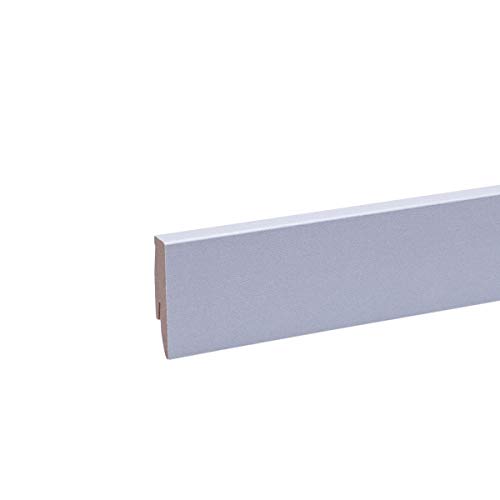 Leiste24 Dekor-Sockelleiste 60mm I Fußleiste 60 Höhe I stabiles MDF mit Dekor I Länge 2.600 mm I Bodenleiste mit integriertem Kabelkanal + Clipfräsung I Edelstahl von Leiste24