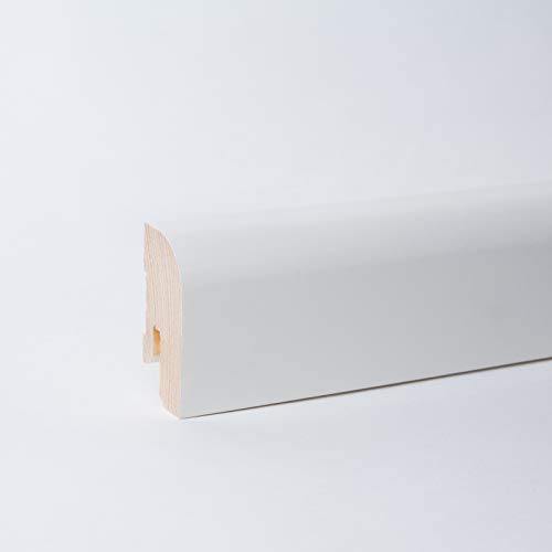 Massivholz Sockelleisten mit abgerundeter Vorderkante Weiß RAL9010 lackiert (40mm) von Leiste24