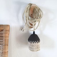 Handgefertigte Tragbare Lampe Aus Erde Und Makramee von Lemondedenilo