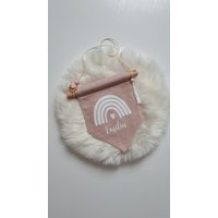 Personalisierter Wimpel Fürs Baby - Oder Kinderzimmer Aus Rosa Leinenstoff Mit Name Und Regenbogen, Geschenk Zur Geburt, Baby Mädchen von LenchensGetuschel